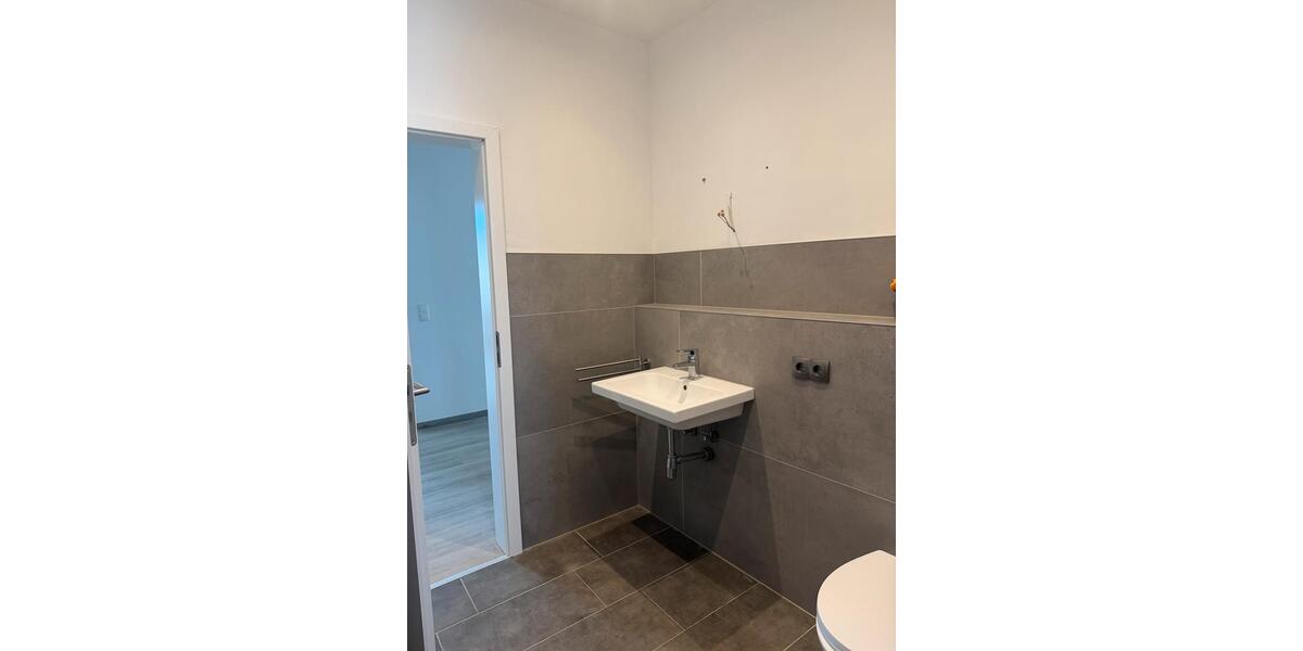 Erdgeschoßwohnung Hameln Kernstadt - 4 Zimmer, 105 m&sup2;, 880&euro; | Angebot:26024706