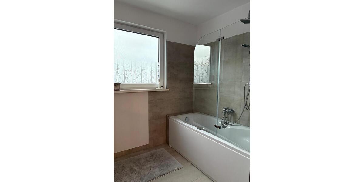 Dachgeschoßwohnung Kalbach - 3 Zimmer, 74 m&sup2;, 960&euro; | Angebot:24680579