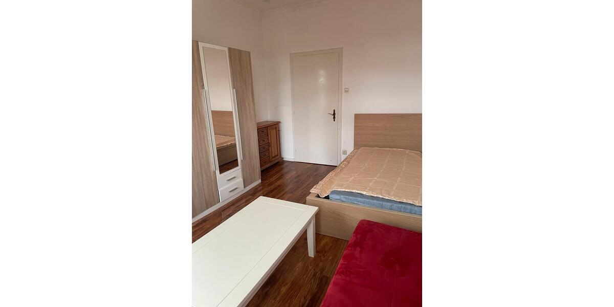 Wohnen auf Zeit Kölln-Reisiek Reisiek - 4 Zimmer, 95 m&sup2;, 600&euro; | Angebot:26637198