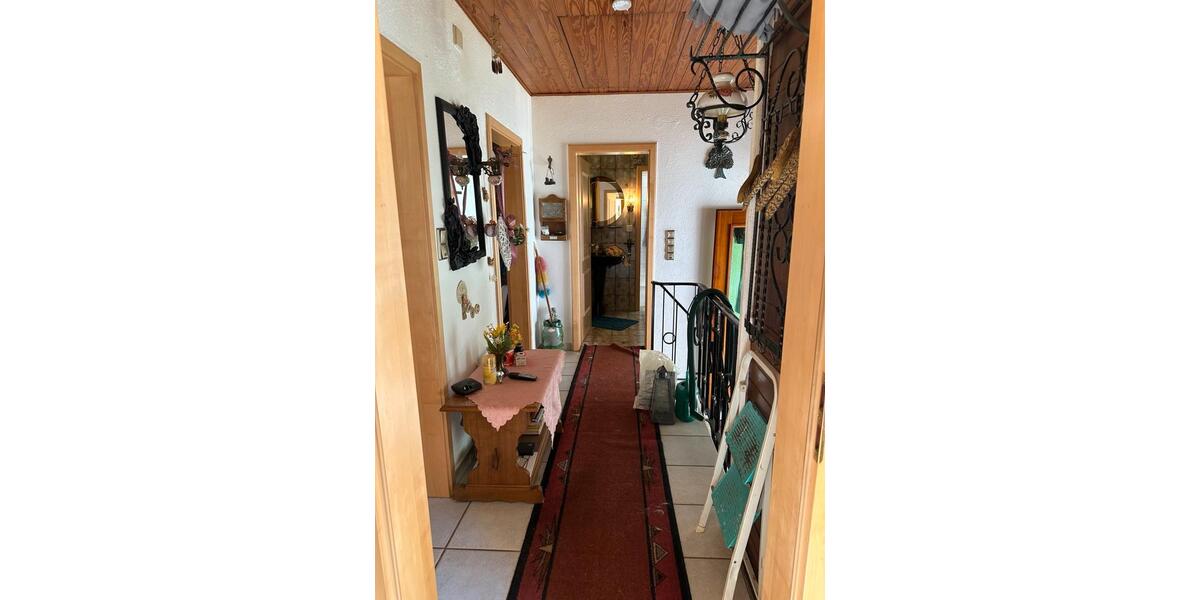 Erdgeschoßwohnung Haunetal - 4 Zimmer, 140 m&sup2;, 950&euro; | Angebot:24612883