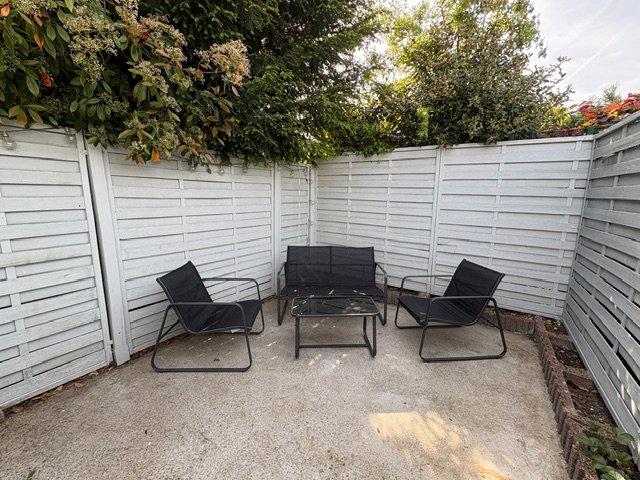Dachgeschoßwohnung Bischofsheim - 2 Zimmer, 65 m&sup2;, 1.090&euro; | Angebot:26495064