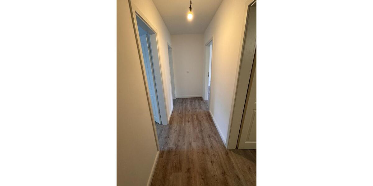 Erdgeschoßwohnung Bad Segeberg - 3 Zimmer, 74 m&sup2;, 1.200&euro; | Angebot:25306918