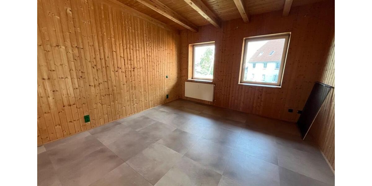 Dachgeschoßwohnung Hagenow - 2.5 Zimmer, 100 m&sup2;, 680&euro; | Angebot:24567983