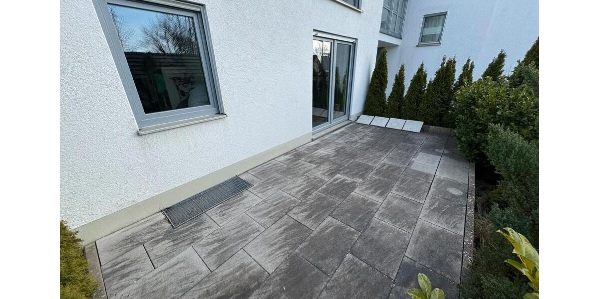 Erdgeschoßwohnung Neumarkt in der Oberpfalz Altenhof - 3.5 Zimmer, 86 m&sup2;, 1.300&euro; | Angebot:26033521