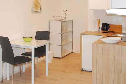 Wohnen auf Zeit in Düsseldorf 1.220 € 2 zimmer