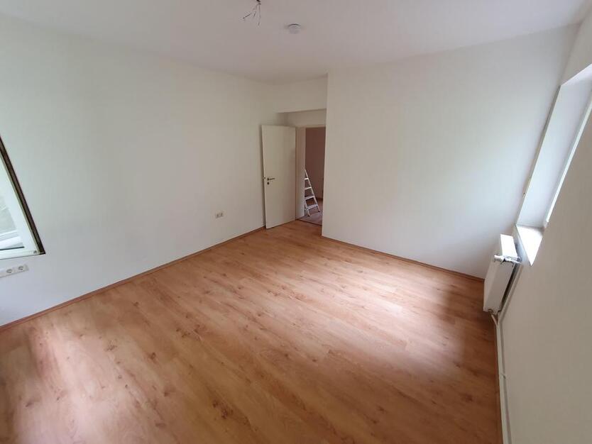 Barrierearme 3-Zi Whg. mit Garten, Stellplatz, Wallbox
