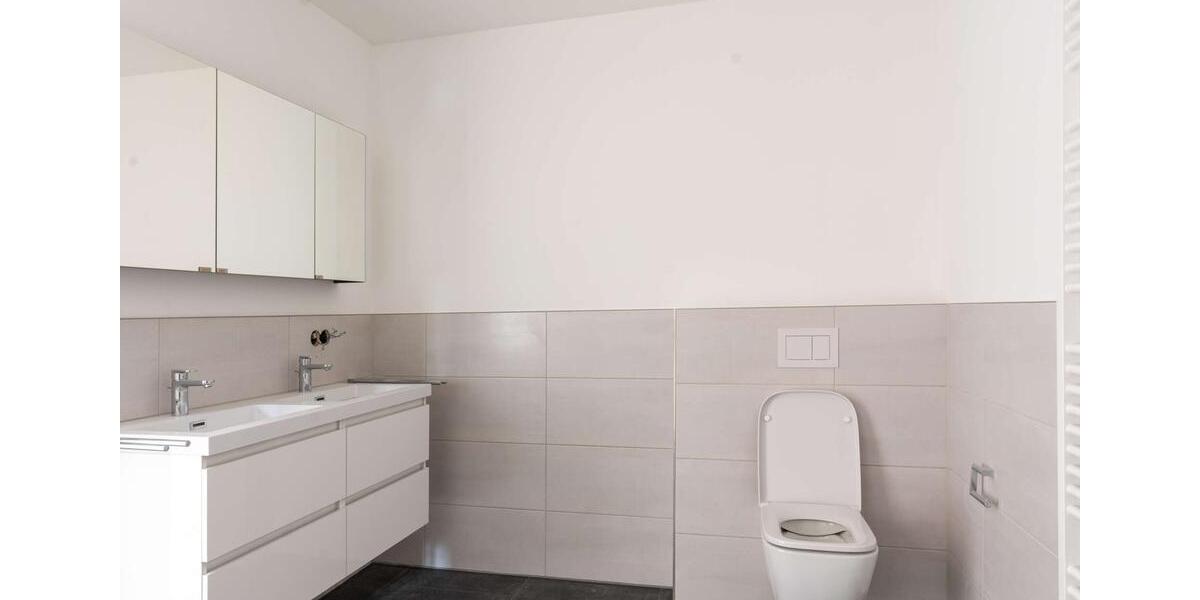 Etagenwohnung Bad Zwischenahn - 3 Zimmer, 100 m&sup2;, 1.300&euro; | Angebot:25904600