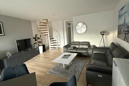 Schöne 4 -Zimmer Maisonette mit Balkon &Tiefgarage zimmer