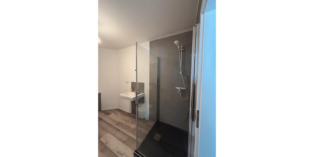 Erdgeschoßwohnung Gummersbach Berstig Süd - 4 Zimmer, 95 m&sup2;, 850&euro; | Angebot:26176985