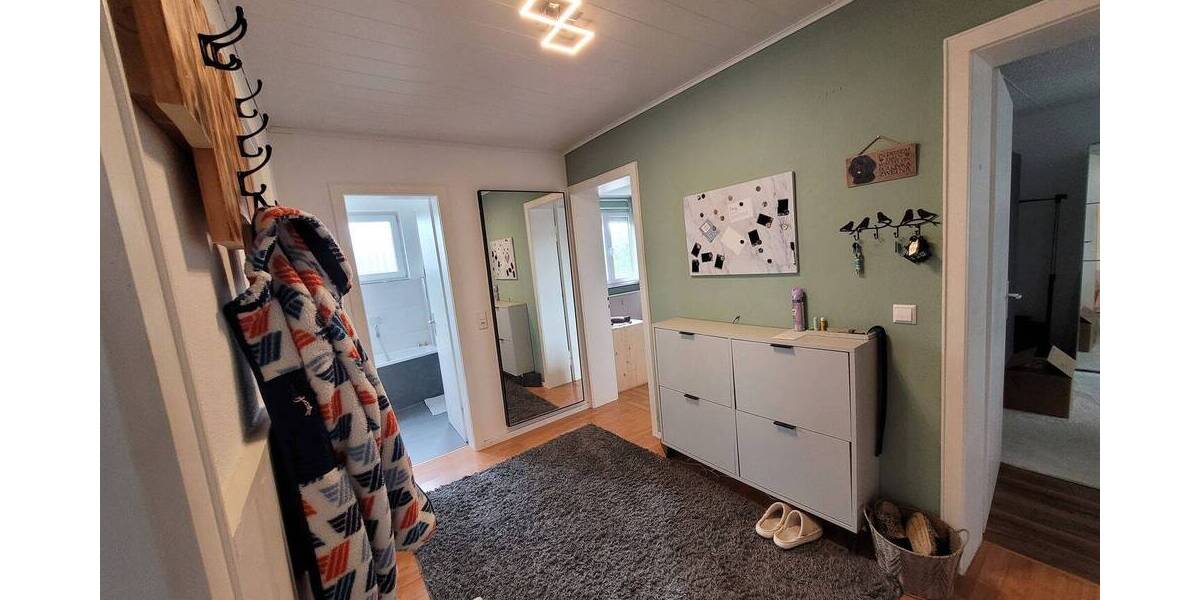 Etagenwohnung Sachsenheim Kleinsachsenheim - 3 Zimmer, 78 m&sup2;, 975&euro; | Angebot:26583870