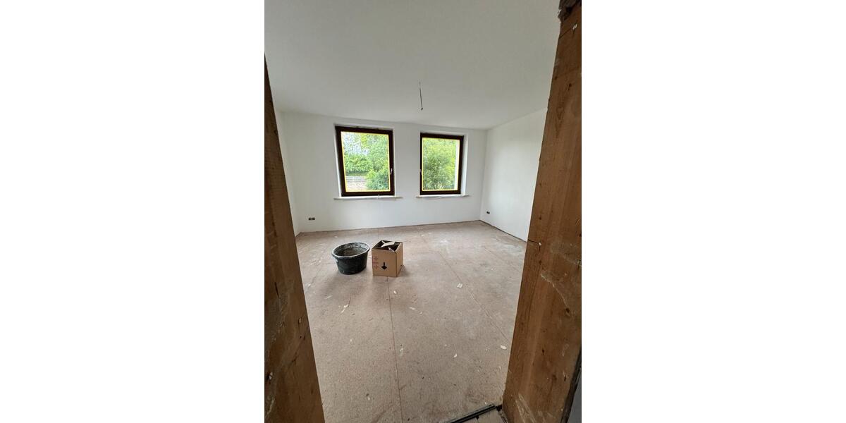Hochparterre Emmerthal - 3 Zimmer, 88 m&sup2;, 690&euro; | Angebot:26214822