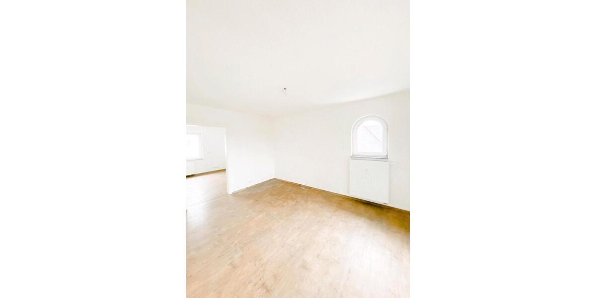 Etagenwohnung Magdeburg Nordwest - 4 Zimmer, 90 m&sup2;, 900&euro; | Angebot:26276447