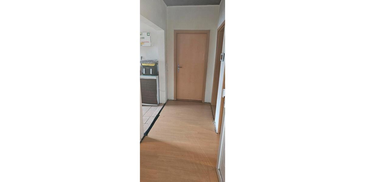 Erdgeschoßwohnung Völklingen - 3 Zimmer, 75 m&sup2;, 600&euro; | Angebot:24854267