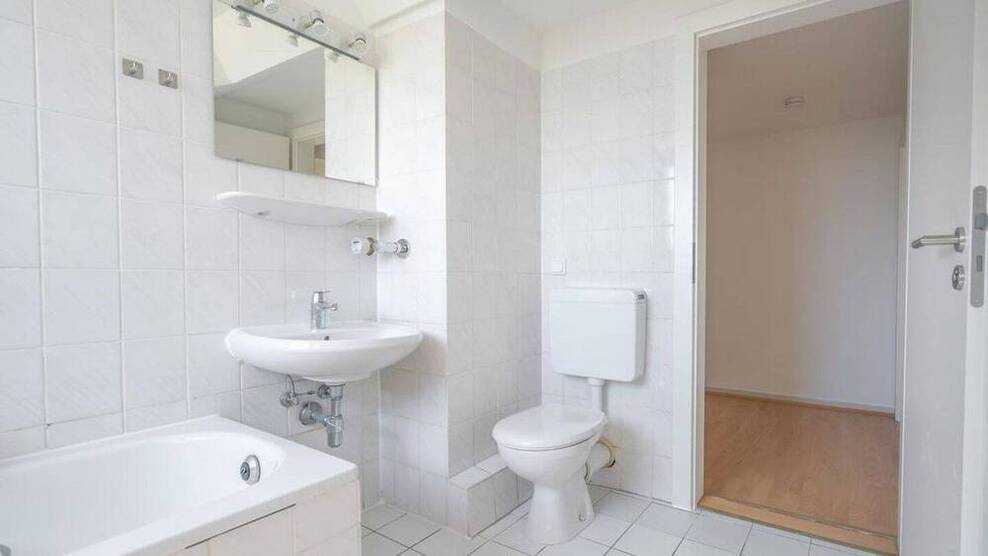 Schöne 3-Zimmer Dachgeschoßwohnung in begehrter Wohnlage