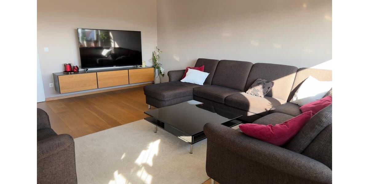 Wohnen auf Zeit Nürnberg Falkenheim - 3 Zimmer, 94 m&sup2;, 1.600&euro; | Angebot:25647169
