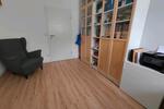 Tolle 3 Zi. Whg. zentral m. Balkon, Keller, teilmöbeliert, 74qm