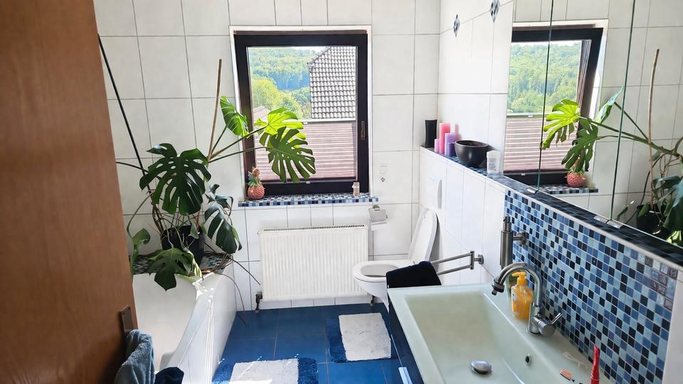 Etagenwohnung Merenberg - 5 Zimmer, 170 m&sup2;, 1.350&euro; | Angebot:26155183