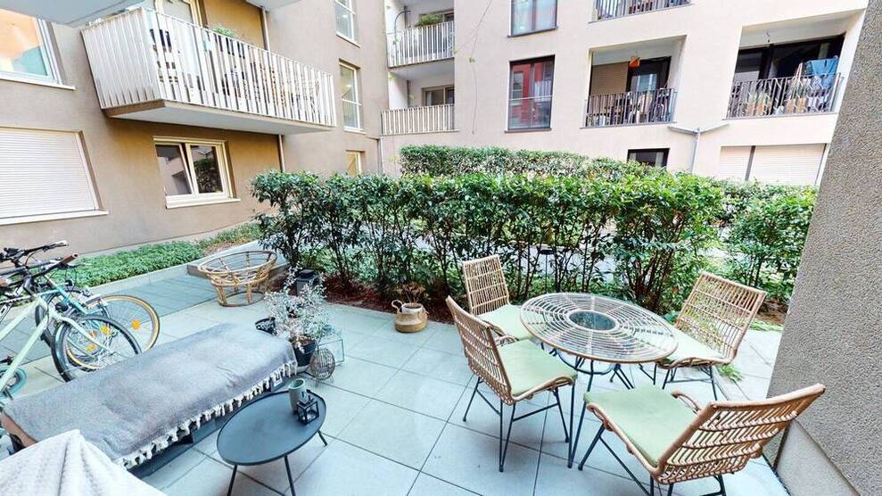 ***Tolle 2-Zimmer-Wohnung mit Terrasse am Donaumarkt***