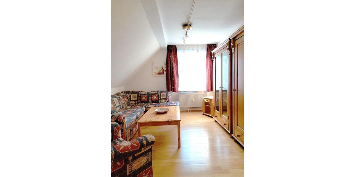Dachgeschoßwohnung Alfeld (Leine) - 2.5 Zimmer, 42 m&sup2;, 350&euro; | Angebot:26610268