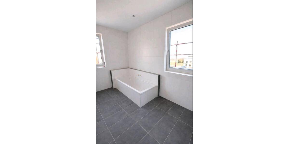 Doppelhaushälfte Straubing - 4 Zimmer, 125 m&sup2;, 1.390&euro; | Angebot:26237542