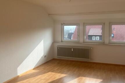 Lichtdurchflutete, großzügige 4-Zimmer-Dachgeschosswohnung zimmer