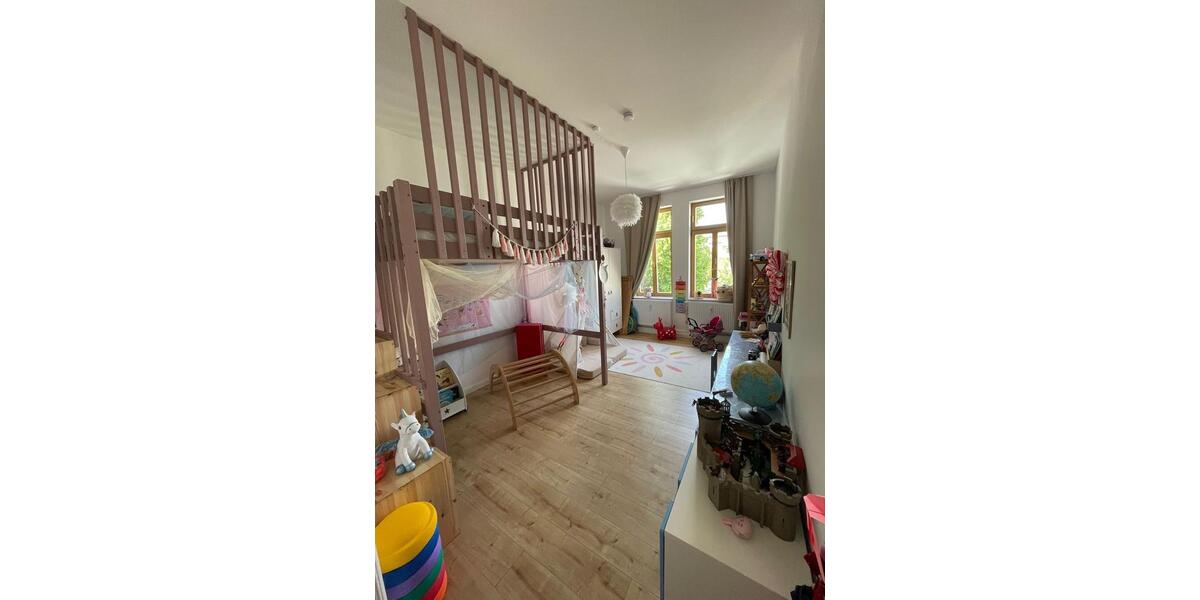 Etagenwohnung Wurzen - 4 Zimmer, 110 m&sup2;, 1.040&euro; | Angebot:26679893