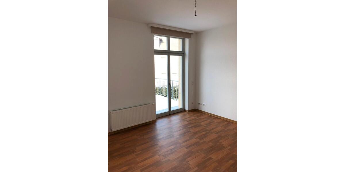 Hochparterre Großenhain - 2 Zimmer, 68 m&sup2;, 510&euro; | Angebot:26499144