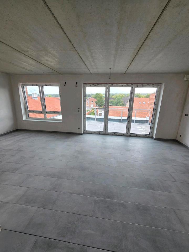 Lichtdurchflutete PenthouseWohnung mit großem Balkon