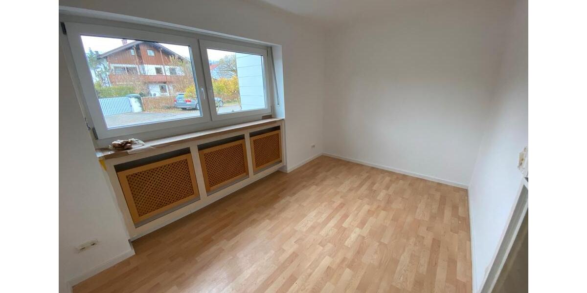 Einfamilienhaus (neu renoviert) zur Miete - ruhige Wohnsiedlung 5 zimmer