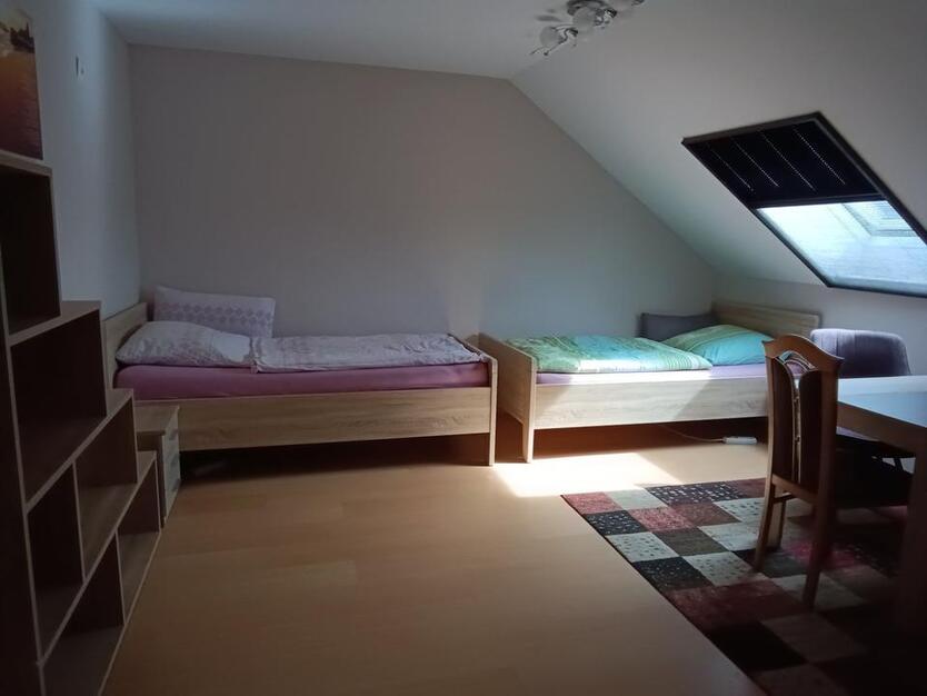 Zimmer zu vermieten