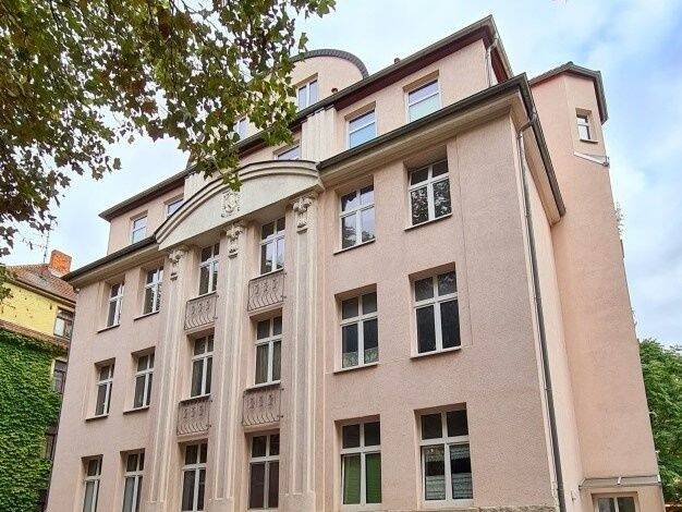 Gemütliches Wohnambiente mit Balkon in der Karl-Marx-Straße 2 zimmer