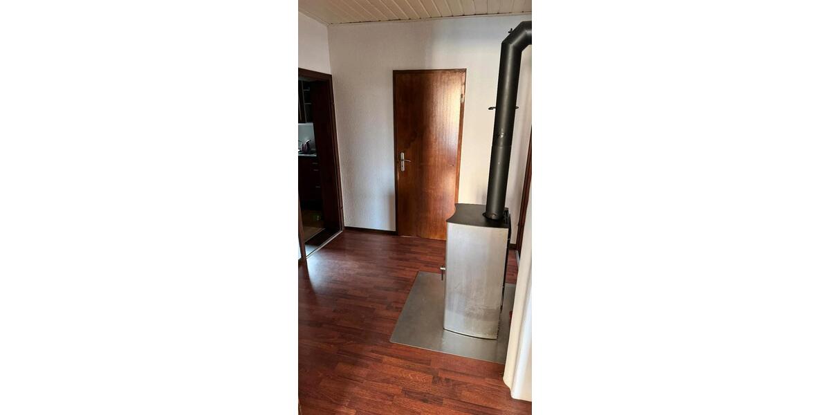 Etagenwohnung Großheirath - 5 Zimmer, 125 m&sup2;, 740&euro; | Angebot:26251085