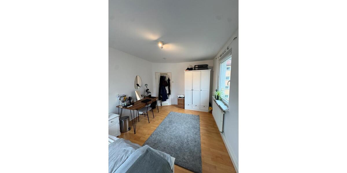 Wohnen auf Zeit Bamberg Gereuth - 5 Zimmer, 15 m&sup2;, 446&euro; | Angebot:26285339