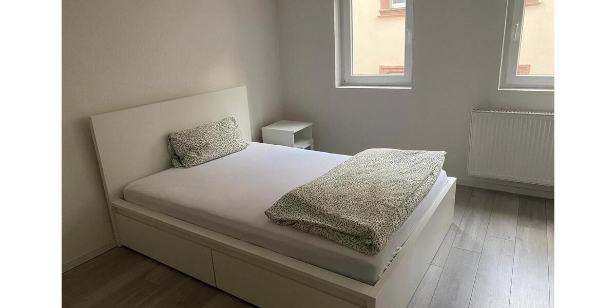 WG für Studierende der Finanzschule Edenkoben 8 zimmer