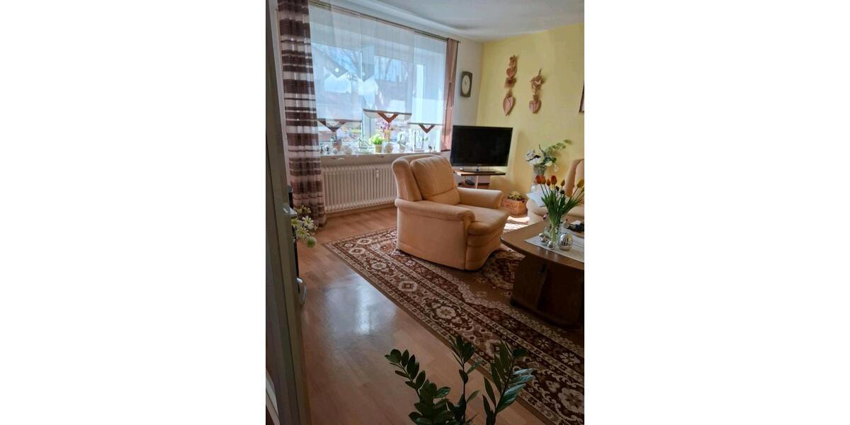 Erdgeschoßwohnung Pressig - 3 Zimmer, 77 m&sup2;, 535&euro; | Angebot:25965304