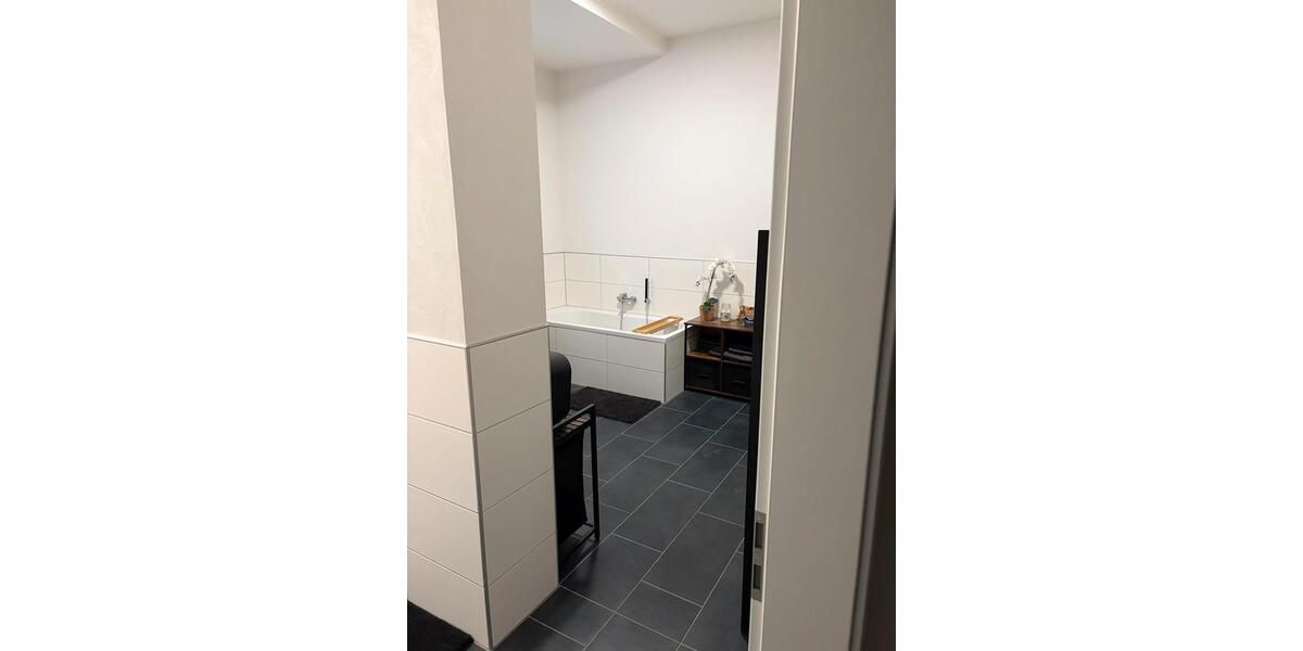 Erdgeschoßwohnung Waldsolms - 3 Zimmer, 108 m&sup2;, 1.285&euro; | Angebot:25548928