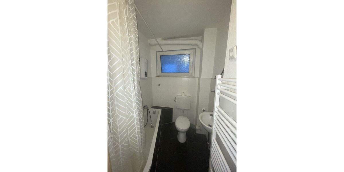 Etagenwohnung Duisburg Marxloh - 2 Zimmer, 61 m&sup2;, 430&euro; | Angebot:25770034