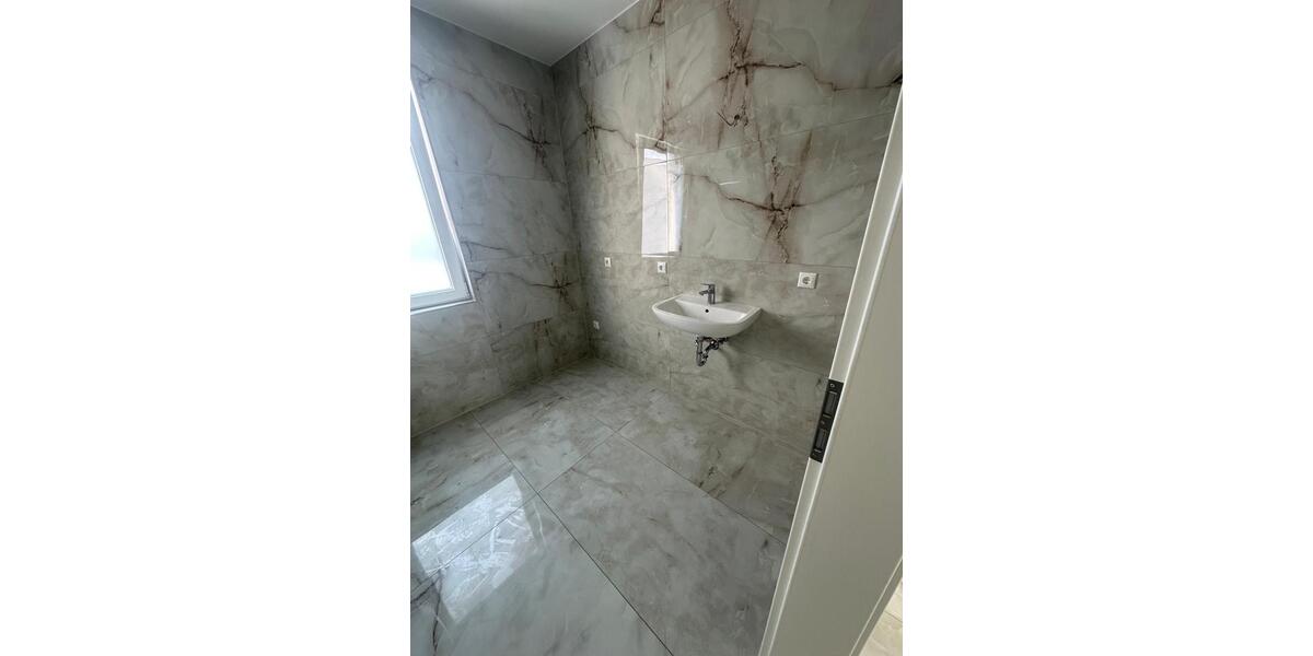 Etagenwohnung Nienburg (Weser) - 3 Zimmer, 94 m&sup2;, 1.200&euro; | Angebot:25402876