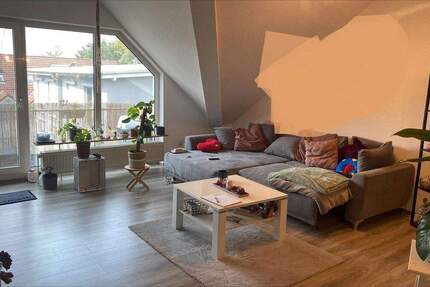 Helle 2,5-Zimmer-DG-Wohnung mit Balkon in Witten-Vormholz - ideal für 1-2 Personen 2 zimmer