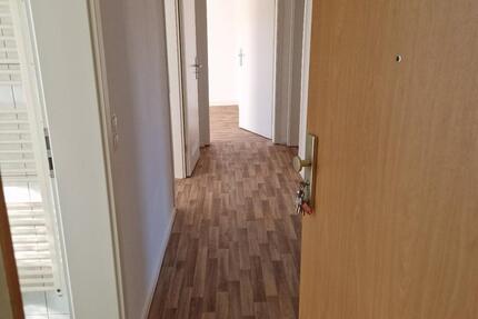 Wohnung Gräfenhainichen - 4 Zimmer, 69 m&sup2;, 396&euro; | Angebot:25232497