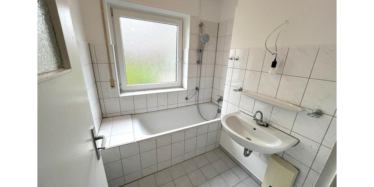 Erdgeschoßwohnung Varel - 4 Zimmer, 80 m&sup2;, 665&euro; | Angebot:26586156