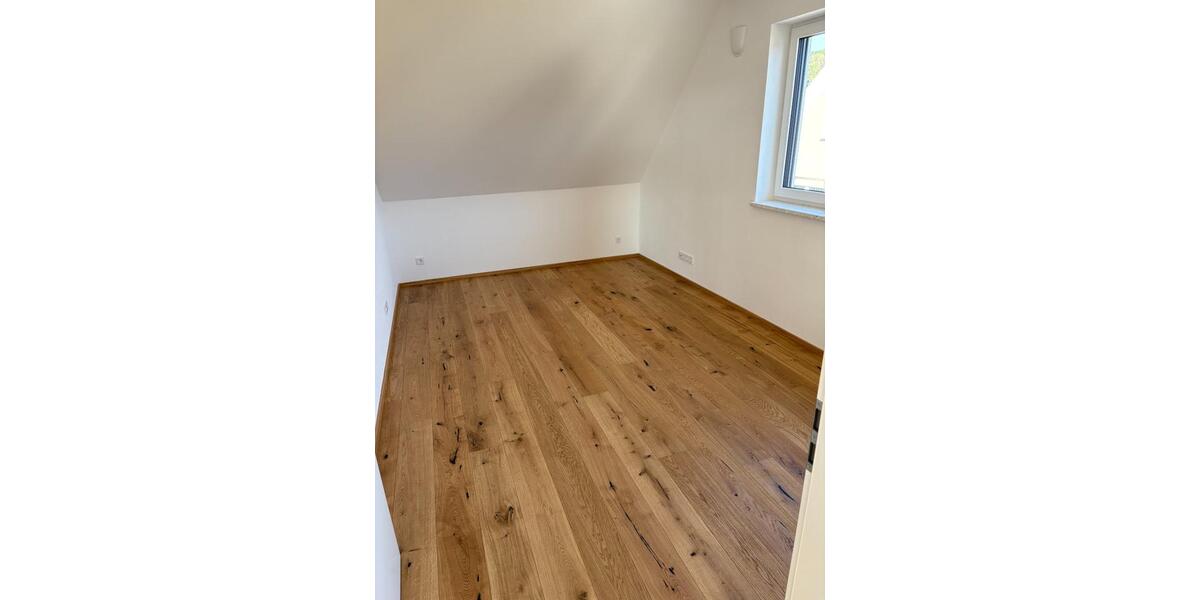 Hochwertig ausgestattete barrierefreie 2-Zimmer DG-Wohnung 2 zimmer