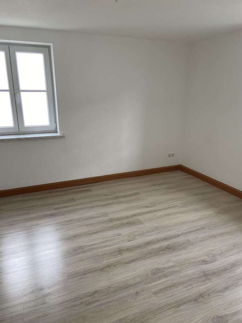 Wohnung zum Mieten in Kronach 275 € 34.27 m² 1 zimmer