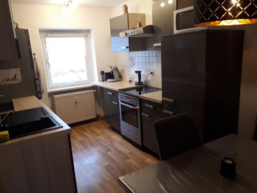 3-Raum-Maisonette, teilmöbliert, mit EBK, Untermhaus zimmer