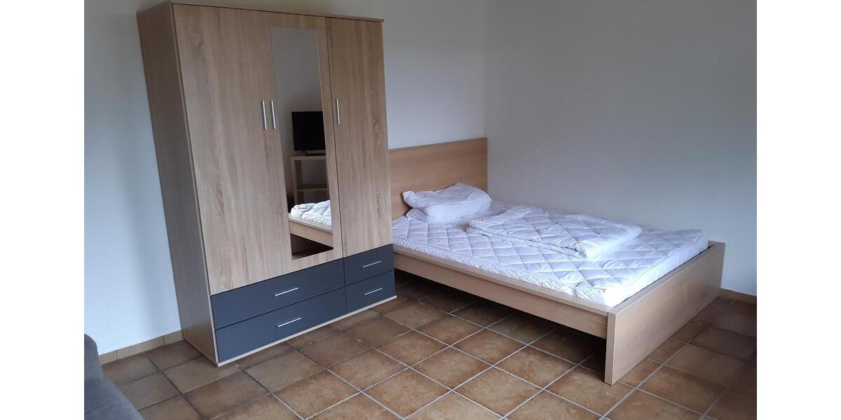 Wohnen auf Zeit Lingen (Ems) Damaschke - 1 Zimmer, 18 m&sup2;, 480&euro; | Angebot:26553812
