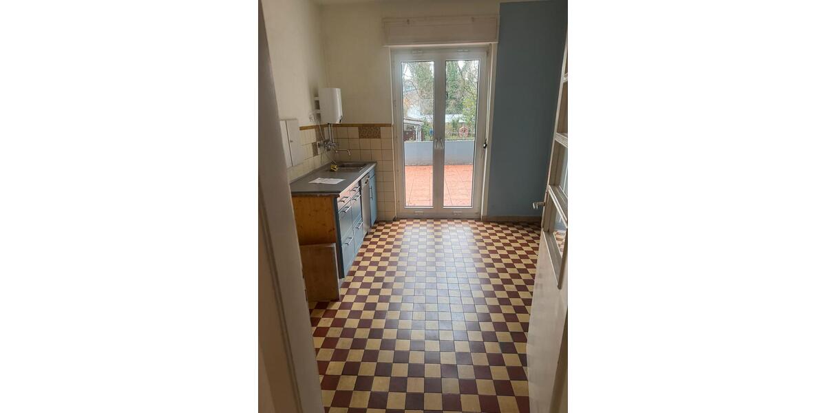 Etagenwohnung Bonn - 5 Zimmer, 120 m&sup2;, 2.000&euro; | Angebot:24446190