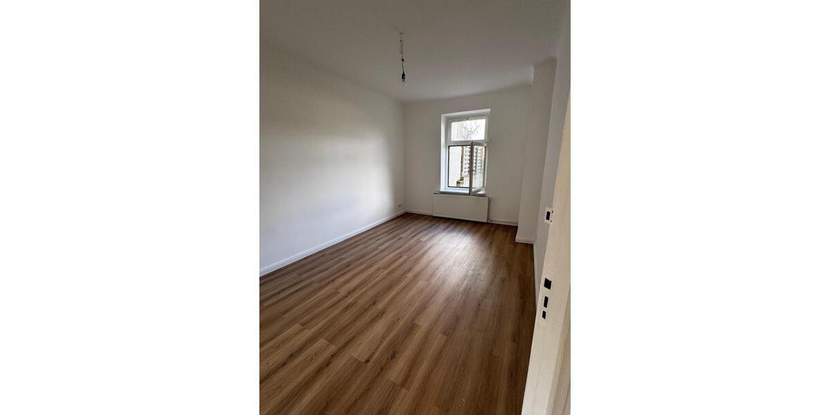 Erdgeschoßwohnung Nauen - 3 Zimmer, 81 m&sup2;, 1.172&euro; | Angebot:25943031