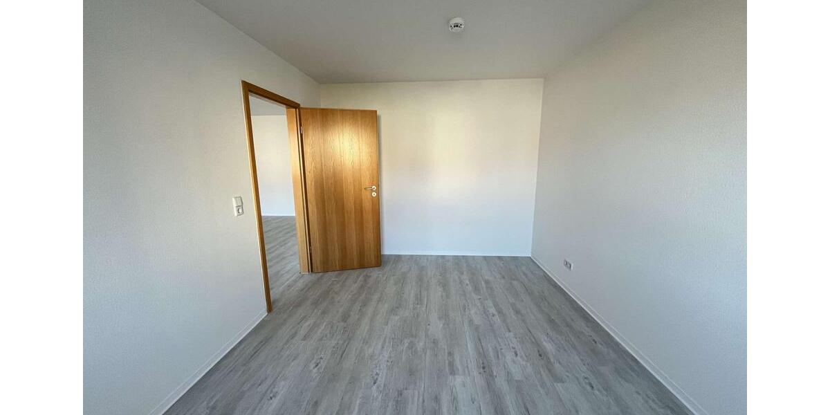 Etagenwohnung Halberstadt - 2 Zimmer, 64 m&sup2;, 351&euro; | Angebot:26084103