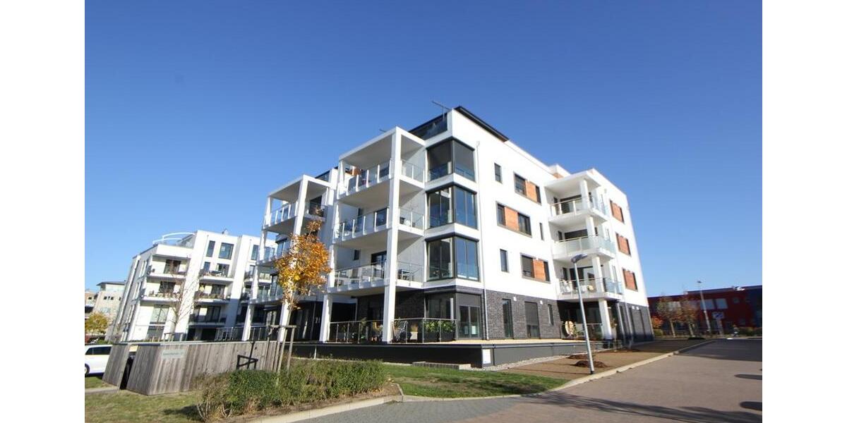 Erdgeschoßwohnung Schwerin Altstadt - 3 Zimmer, 110 m&sup2;, 1.650&euro; | Angebot:24495567