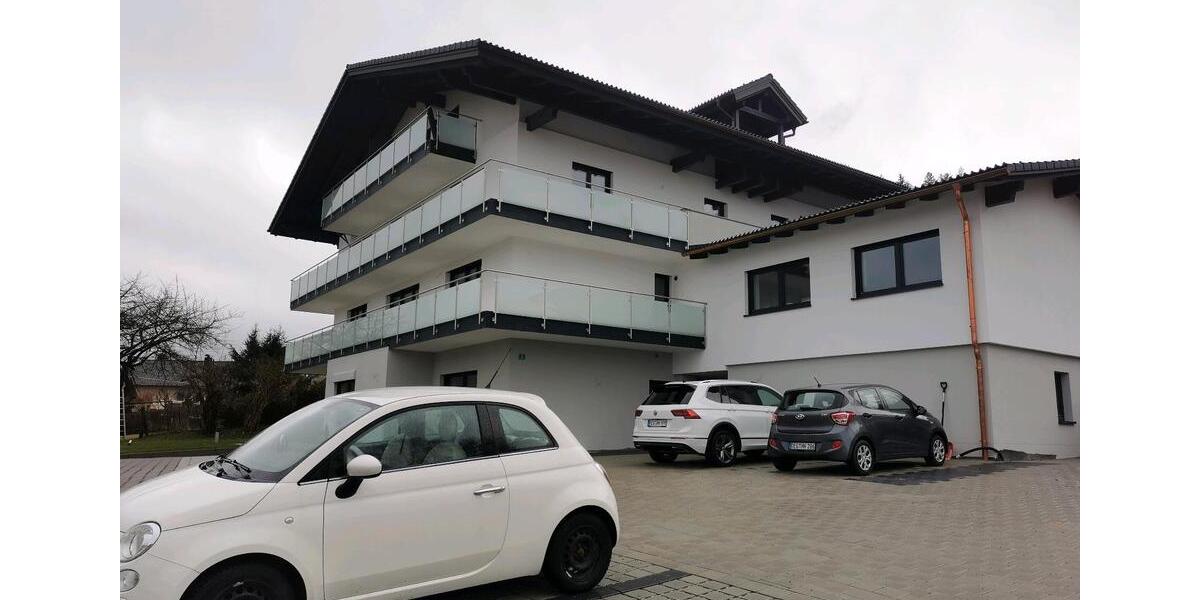 Etagenwohnung Zwiesel - 3 Zimmer, 95 m&sup2;, 950&euro; | Angebot:26596706